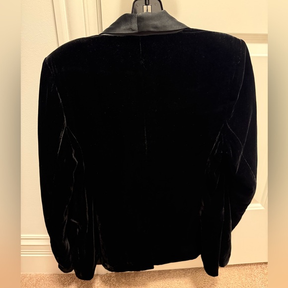 Joie Mehira H Velvet Blazer - Picture 6 of 6